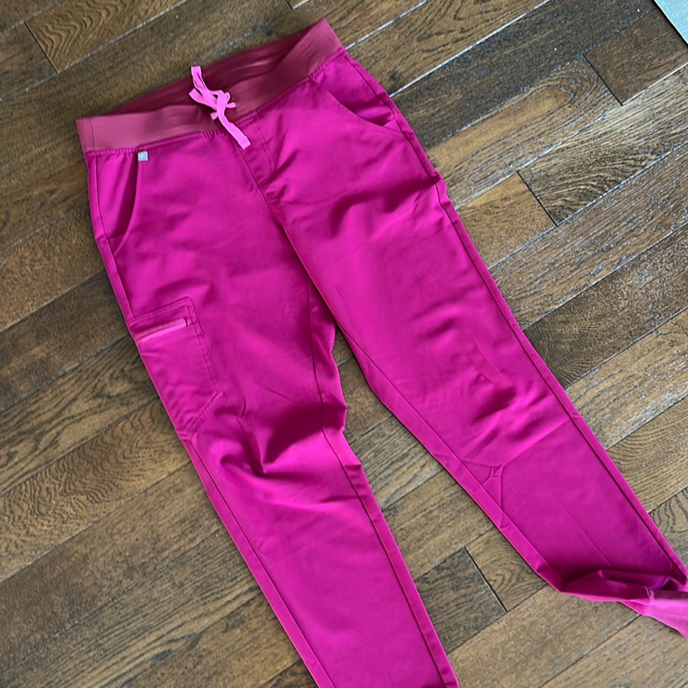 Figs Zamora cargo jogger scrub pants